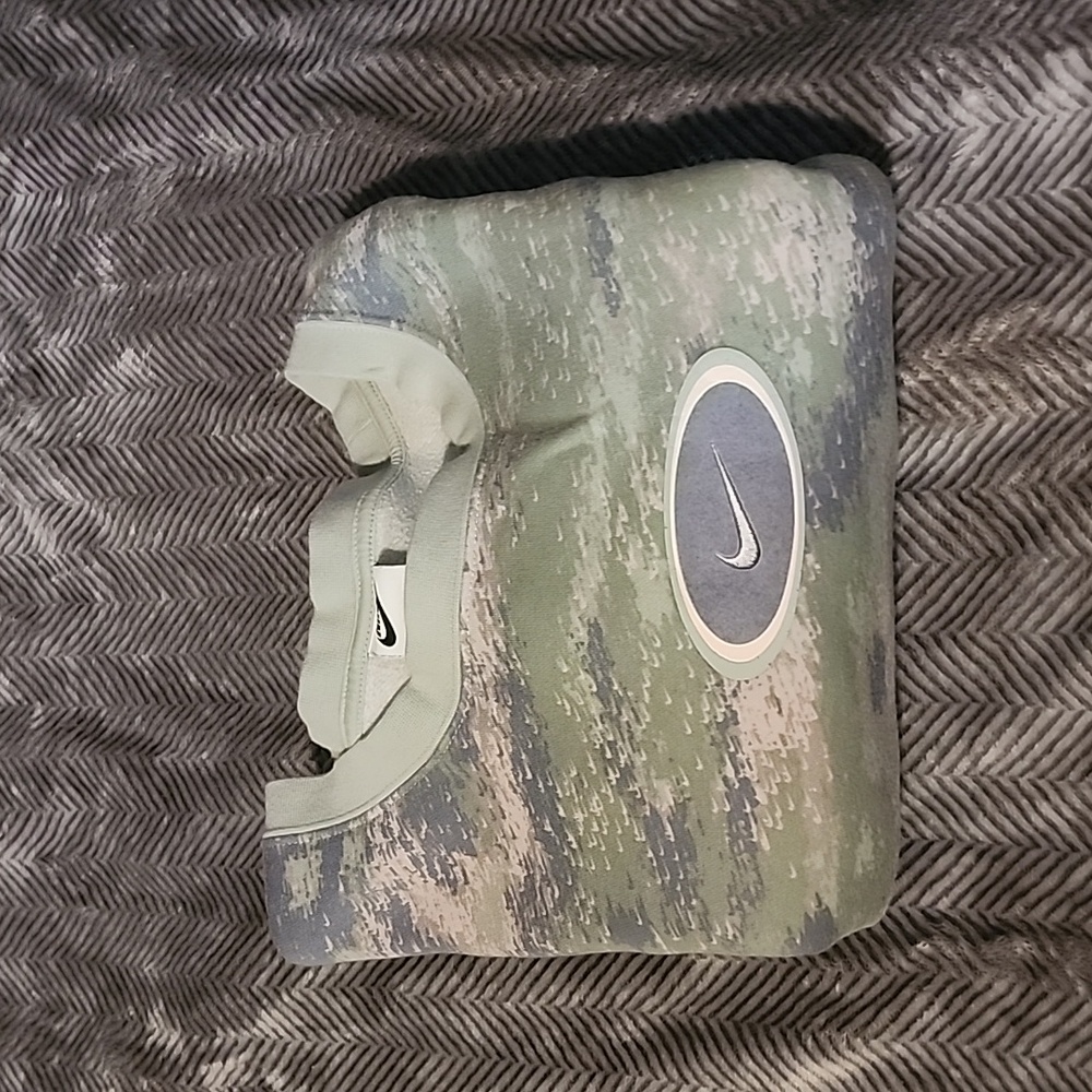 Nike Cropped Crewneck